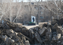 В Луганске начали обновление сквера имени 9 Мая на Буревестнике