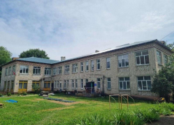 В Станично-Луганском районе ЛНР началось восстановление шести школ и одного детского сада