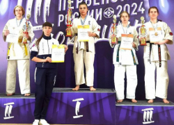 Юные каратисты из ЛНР стали обладателями четырёх медалей питерских соревнований 