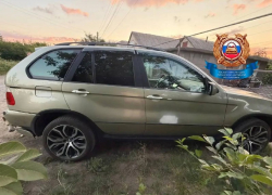 В Свердловске ЛНР водитель BMW бросила раненых пассажирок и скрылась