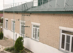 Капитальный ремонт школы Свердловского района ЛНР выполняют сибиряки 