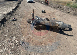 Мотоциклист и пассажирка разбились в Свердловском районе ЛНР