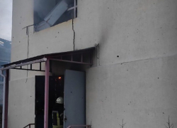 В Рубежном ЛНР произошел пожар в здании недействующей школы
