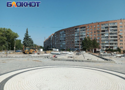 В Луганске возобновили благоустройство сквера «Гвоздика», начавшееся два года назад