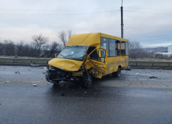В Луганске произошло ДТП с маршрутным такси