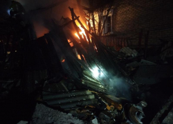 Беспилотник ВСУ рухнул во дворе частного дома в ЛНР