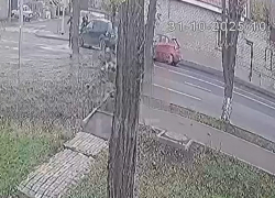 «Человек отлетел на несколько метров»: в Луганске произошло страшное ДТП