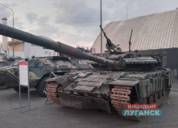 Российская военная техника и трофейная украинская будут выставлены в Луганске