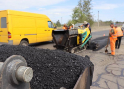 «Одна из важнейших профессий на Луганщине»: Леонид Пасечник поздравил дорожников ЛНР с их профессиональным праздником 