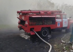 Огонь спалил частный дом под Ровеньками