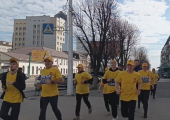 Пробежку в поддержку отказавшихся от участия в Олимпиаде без флага и гимна спортсменов РФ провели в Луганске