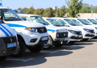88 новых служебных автомобилей получила полиция в ЛНР