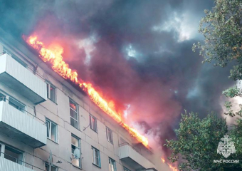 В Северодонецке ЛНР из-за БПЛА сгорела крыша многоэтажки