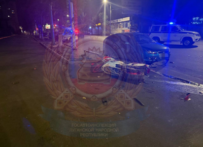 В Луганске полиция начала проверку по ДТП с юным мотоциклистом без прав