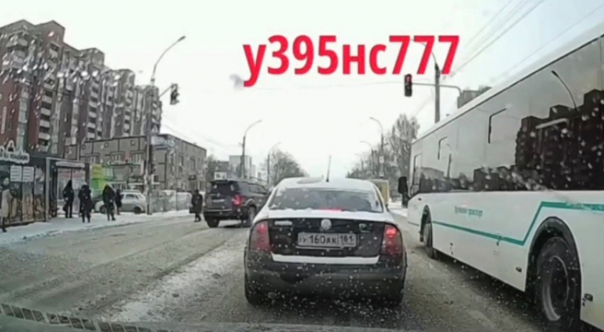 Автохама в Луганске наказали по видео в сети