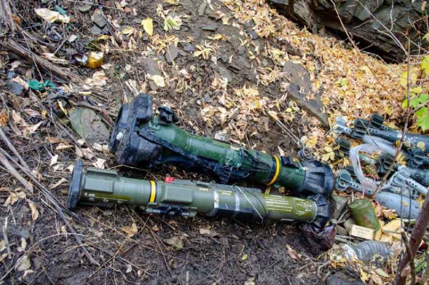 В ЛНР нашли схрон с натовским оружием