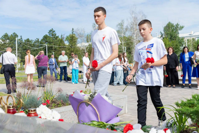В День защиты детей в ЛНР вспоминают малышей, убитых Киевом