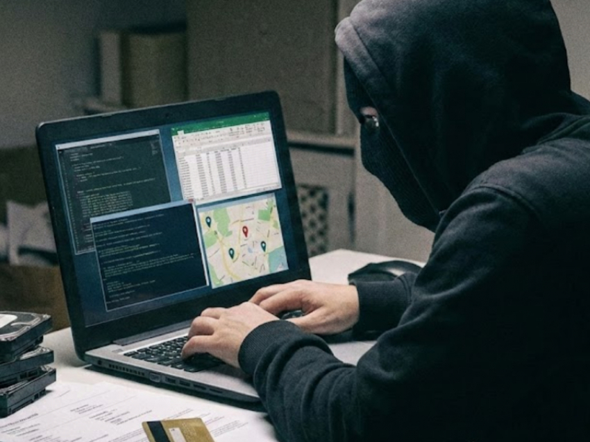 Мошенники предлагают луганчанам оформить электронную медкарту онлайн