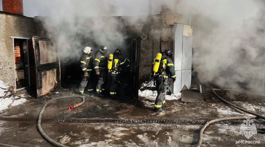 Три пожара — и без жертв: оперативная сводка за сутки в ЛНР