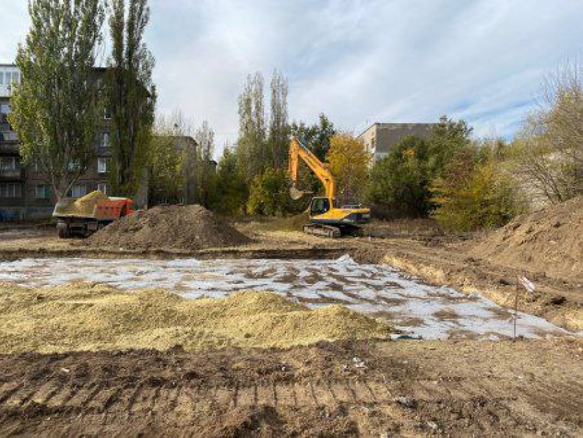 В Перевальске ЛНР приступили к благоустройству по улице Горняцкая