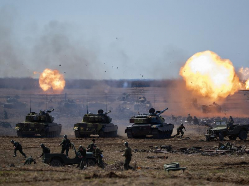 Новости СВО: ракеты сожгли заводы ВСУ, окружение Лимана и прорыв на севере Харьковщины