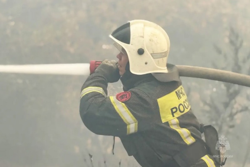 В ЛНР за сутки двое погибли при пожарах 