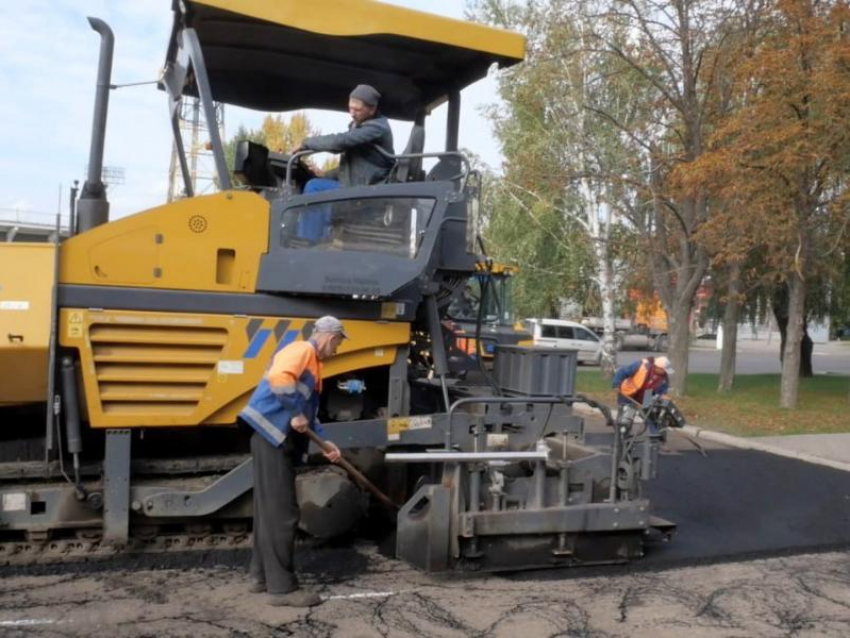 Около 5 тысяч квадратных метров полотна за неделю отремонтировали дорожники Луганска 