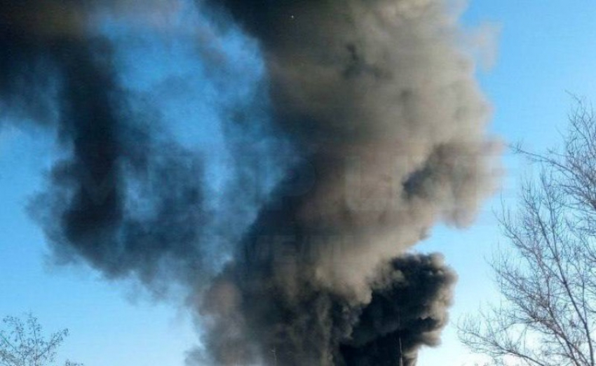 Более десяти БПЛА атаковали энергообъекты ЛНР, повреждена школа 