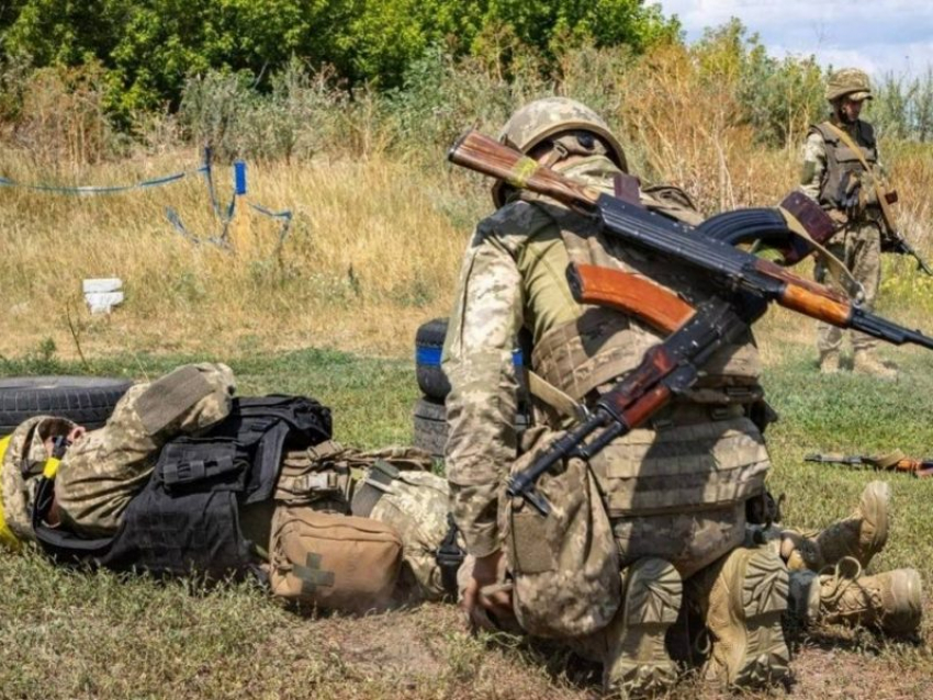 ВСУ казнили мирных жителей при беспорядочном бегстве из Кировска