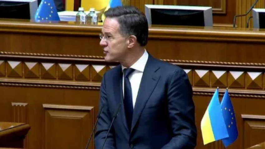 Новости СВО: НАТО убеждает Украину отдать Донбасс, из Красного Лимана и Славянска трупы ВСУ вывозят грузовиками