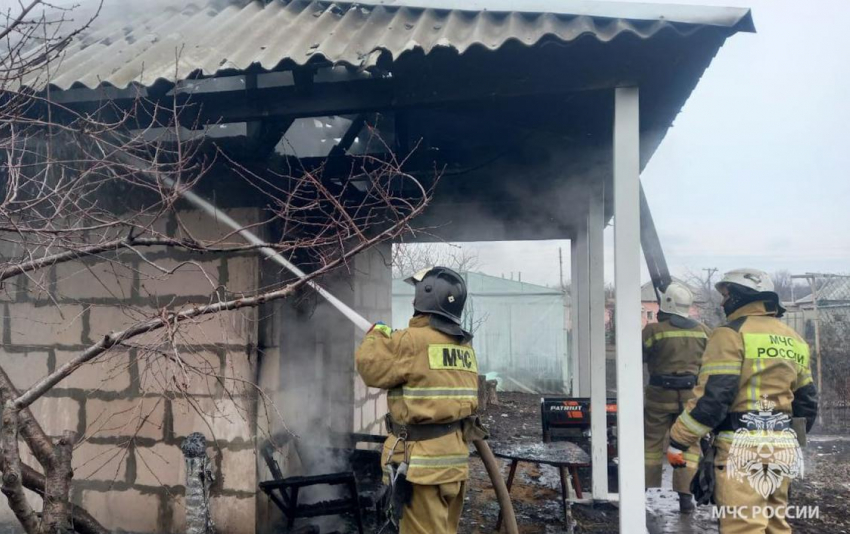 11 пожаров за сутки: ситуация в ЛНР