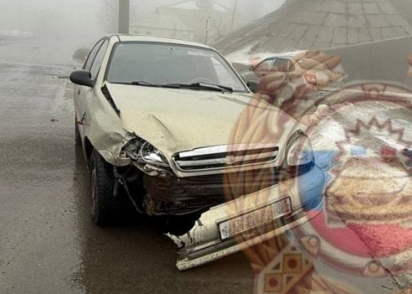 В Ровеньках 17-летняя девушка получила травмы при столкновении автомобилей «Лада Гранта» и «Шевроле Ланос"