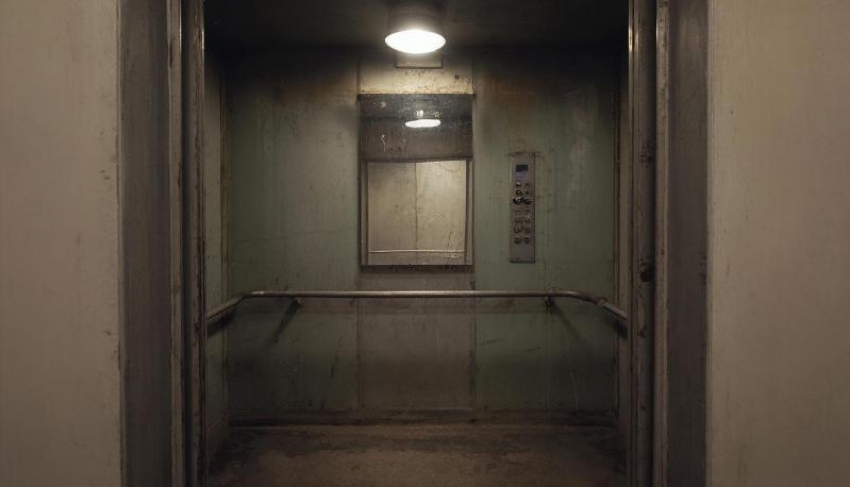 В ЛНР заменят 300 лифтов и отремонтируют 38 кровель