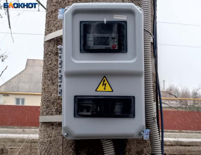 Замерзающие жители Алчевска ЛНР остались без электричества