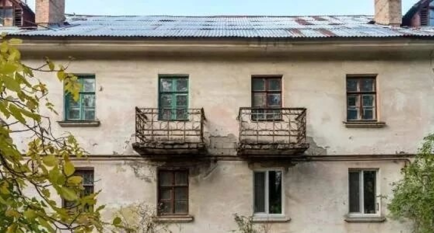 Более 600 жителей ЛНР переедут из аварийного жилья