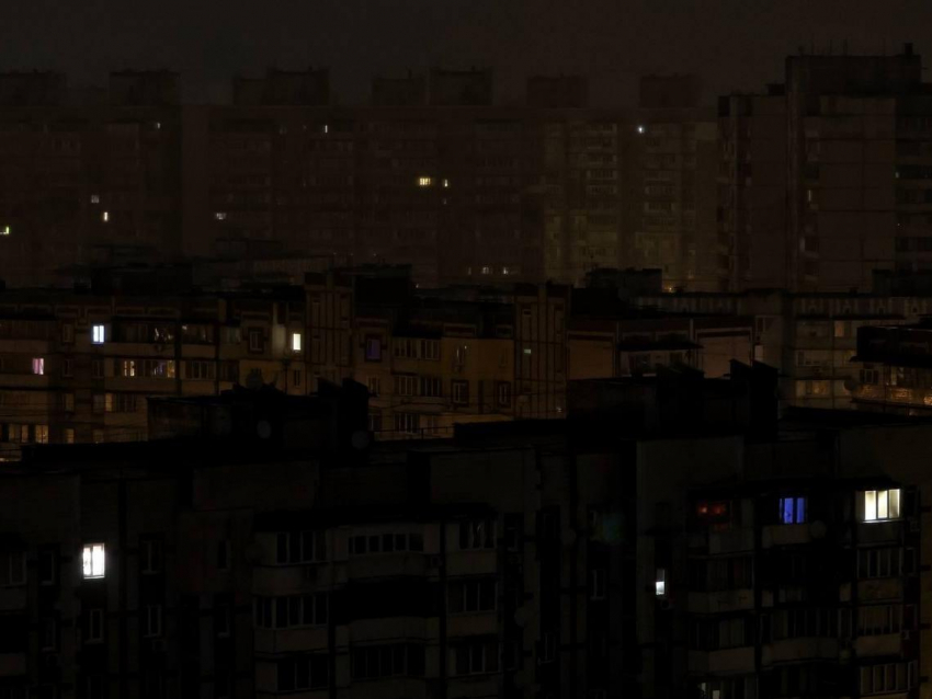 Киев погрузился во тьму: ВС РФ сровняли с землей энергетику Украины