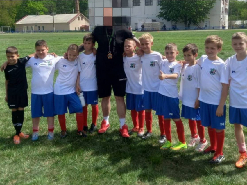 Тренер детской футбольной команды предстанет перед судом за мошенничество в Ровеньках ЛНР