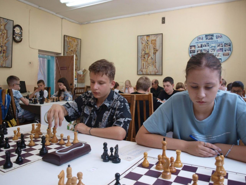 И танцоры, и шахматисты: дети из ЛНР приняли участие в межрегиональных состязаниях