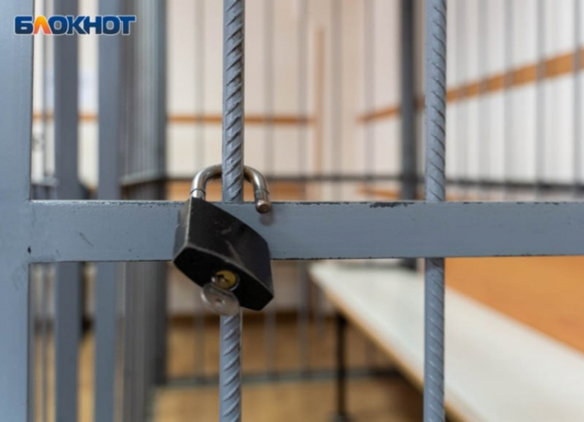 Пытался скрыть улики, устроив пожар: в ЛНР под суд пойдет обвиняемый в убийстве пенсионерки