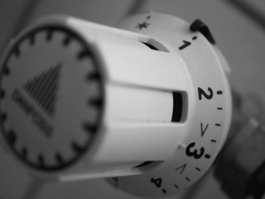 Удары по энергетике: жители ЛНР остались без тепла после атаки дронов