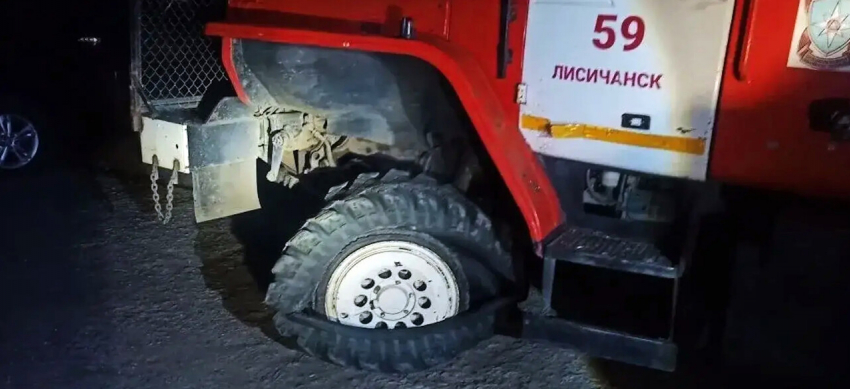 Ночная засада на спасателей ЛНР: в Лисичанске ВСУ атаковали пожарную автоцистерну с экипажем