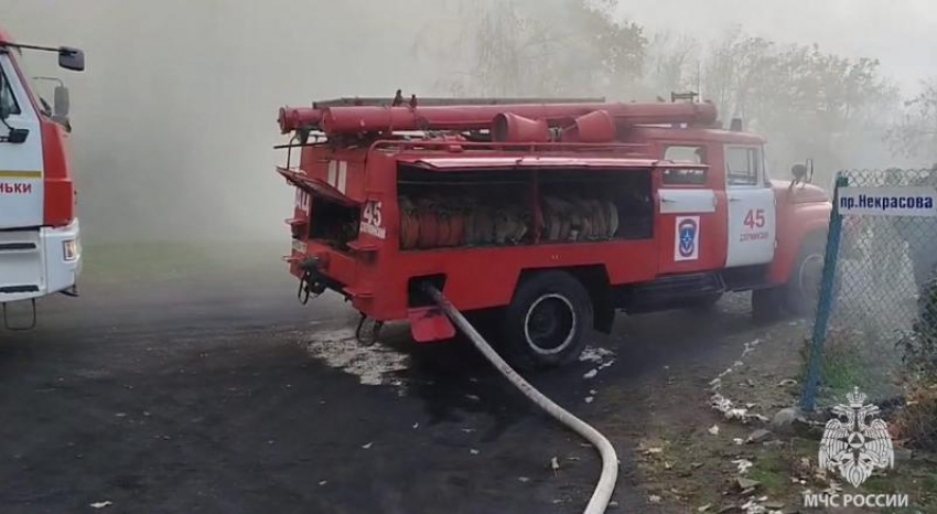 Огонь спалил частный дом под Ровеньками