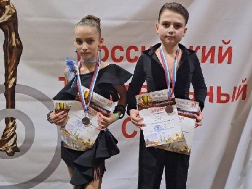 Юные ребята из Луганска стали победителями межрегионального турнира по спортивным танцам 